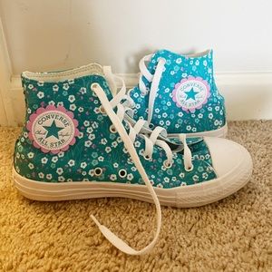 Floral custom hightop converse; great condition!